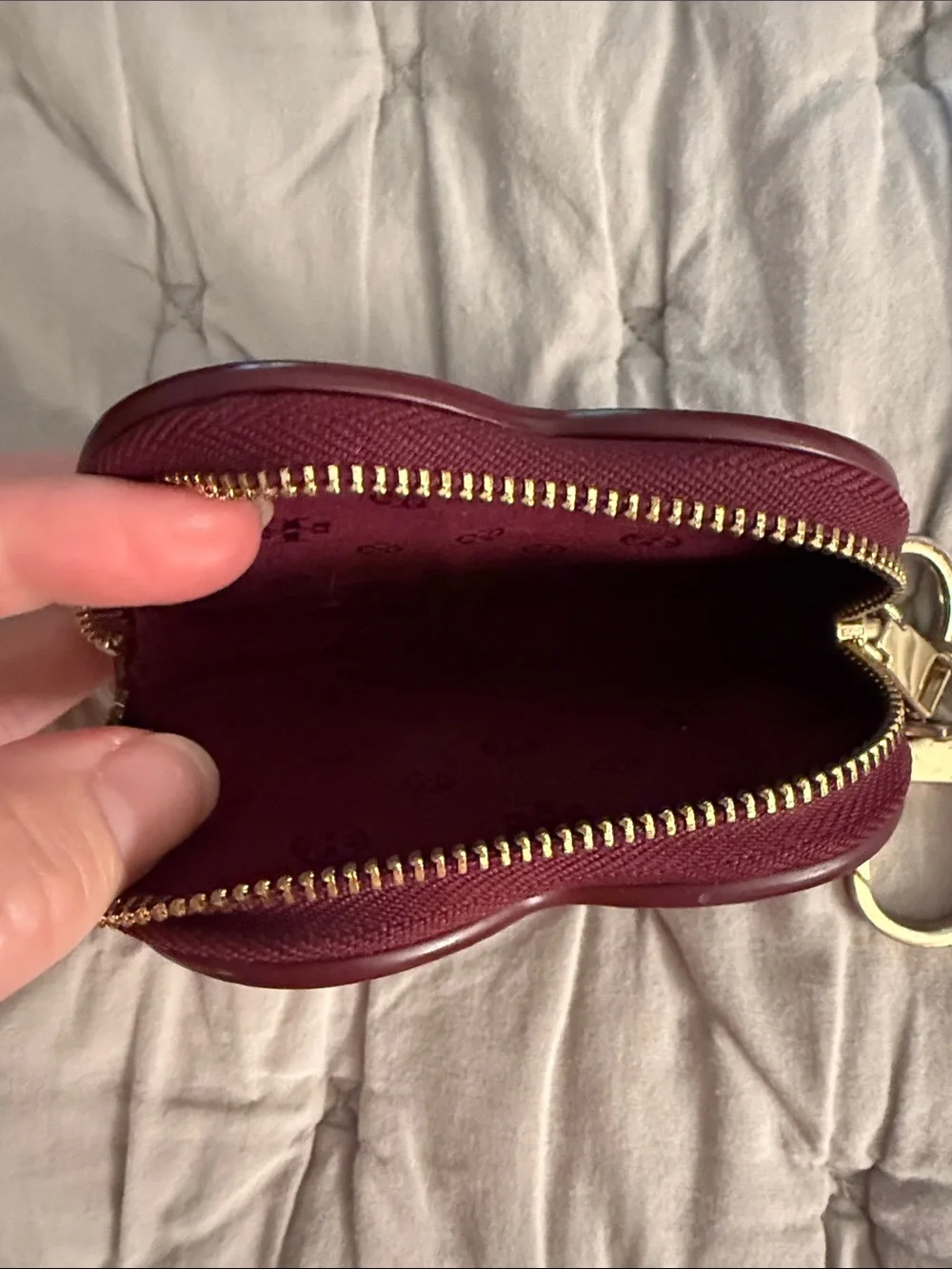 Tory Burch Heart Key & Card Holder in Berry Pink with Gold Hardware